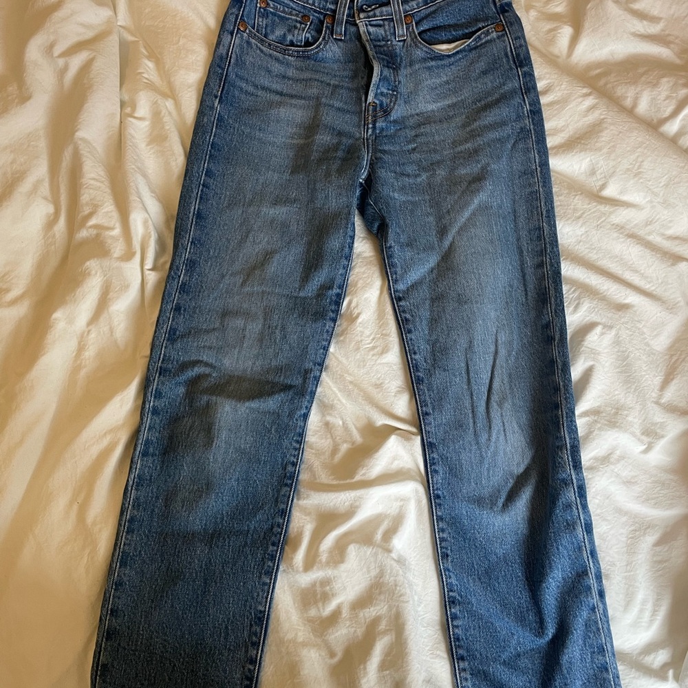 Levi’s Wedgie Style Jeans